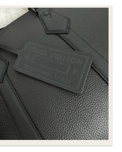 Портфель Louis Vuitton