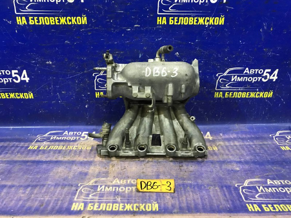 Коллектор впускной Honda INTEGRA 2000