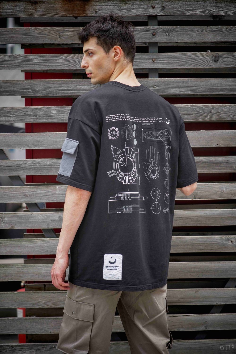 Футболка Outerkit Loose-fit с принтом Черная