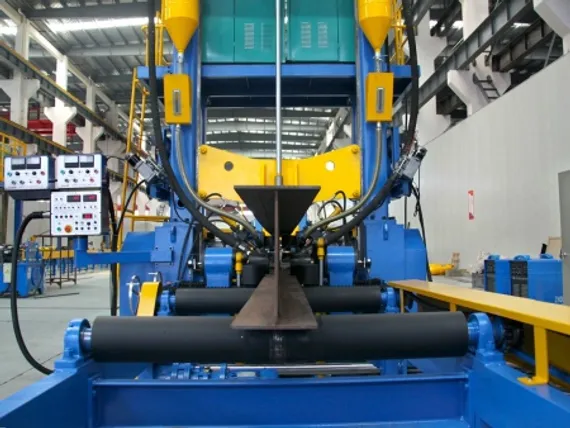 Автоматизированные линии 3 в 1 для сборки, сварки и правки двутавровых балок серии INPHJ, INTEGRAL