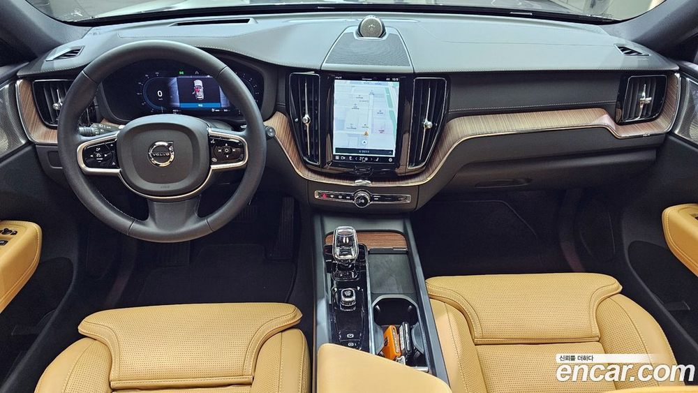 Volvo XC60 2 Generation B6 Ultimate Bright (04.2023)