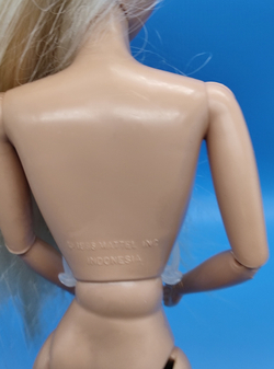 Кукла Барби 90-х винтажVirginia Tech University Cheerleader 02762