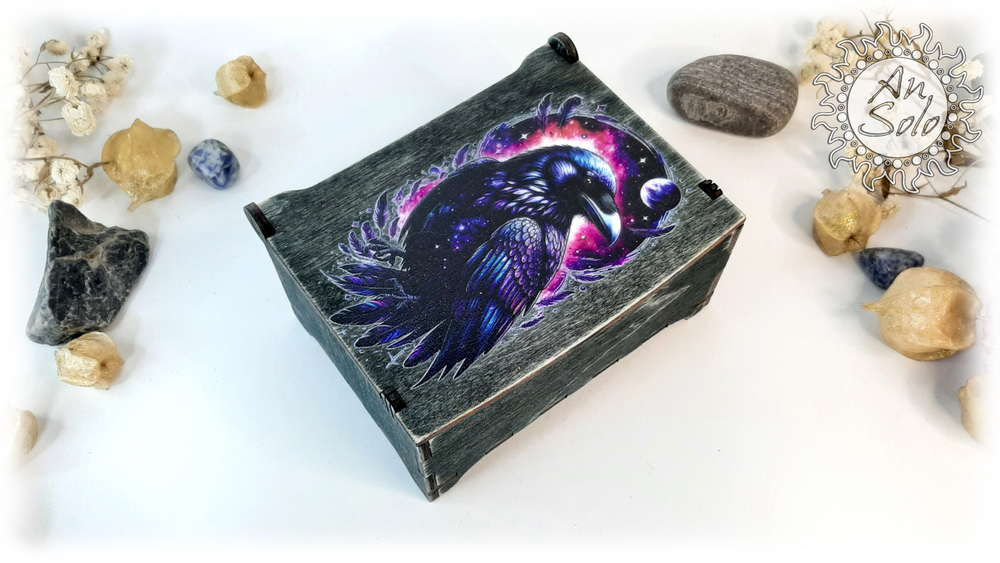 Шкатулка "Волшебный ворон"