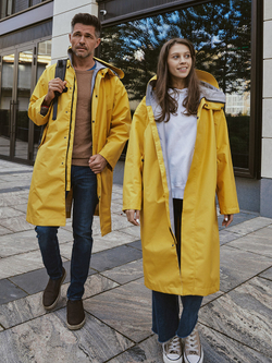 Плащ желтый MontBlanc мужской