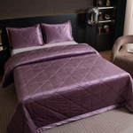 Велюровое покрывало в клетку с наволочками OVL042