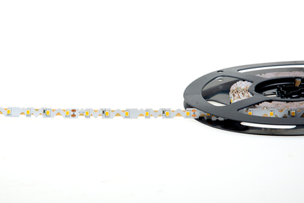 Лента светодиодная SMD нейтральная DC24V 12W/m 4000K 1080Lm/m 60д/м CRI>95 IP20,  упаковка 5 метров,  ширина 8мм,  высота 2мм,  самоклейкая