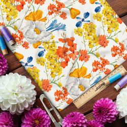 Ткань лён яркие полевые цветы на белом фоне