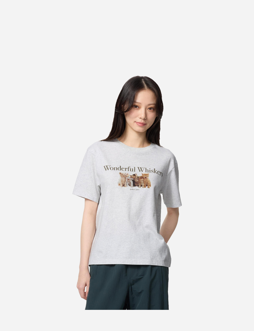 Uniqlo Cat Photos T-Shirt (478691-02)
