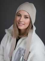 Чепчик шапка женский на завязках на осень