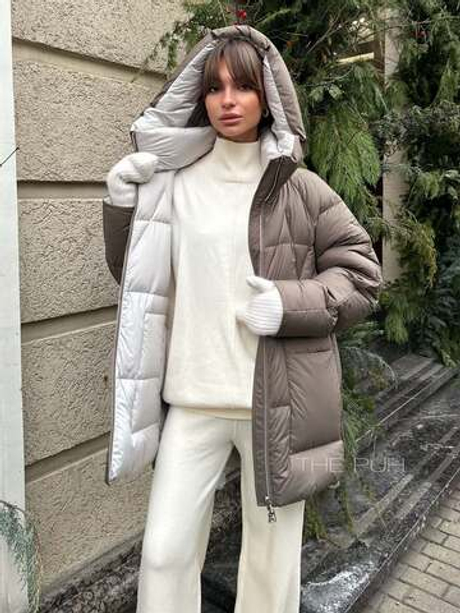 Пуховик двухсторонний в цвете капучино с капюшоном