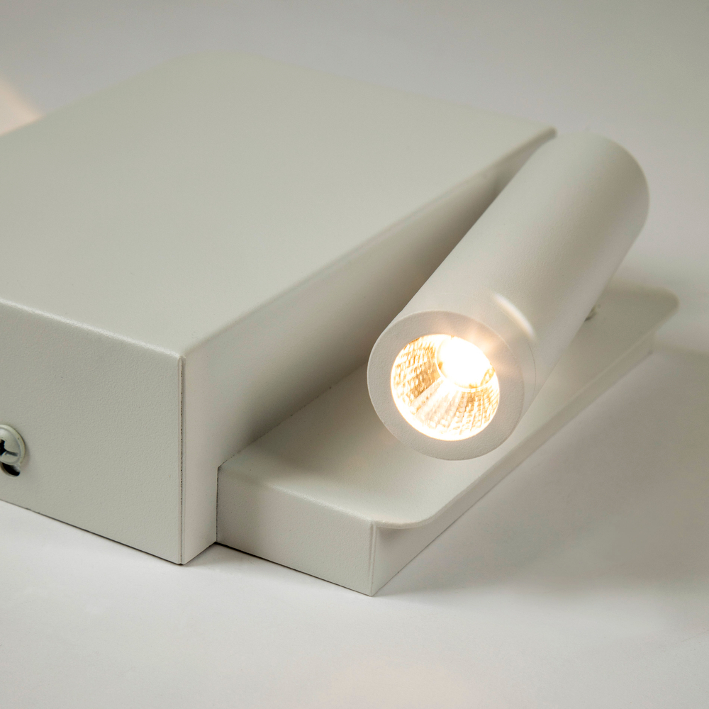 Настенный светодиодный светильник LED4U L8109-4 WH
