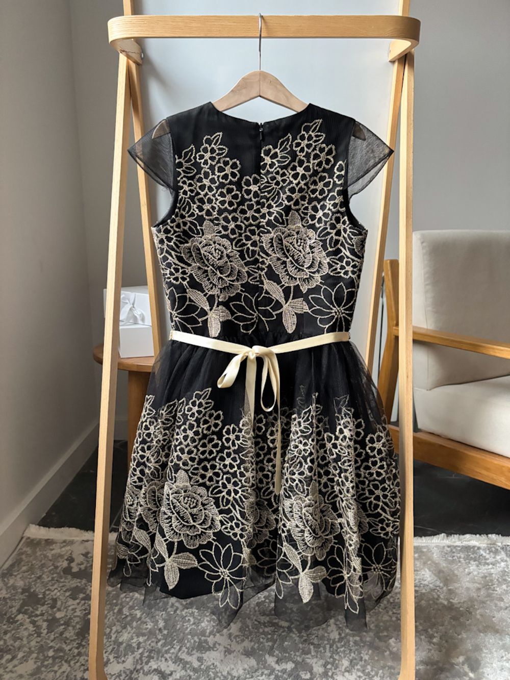 Платье David Charles, 146