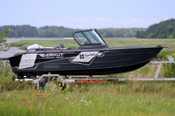 Лодка Berkut S-FISHER