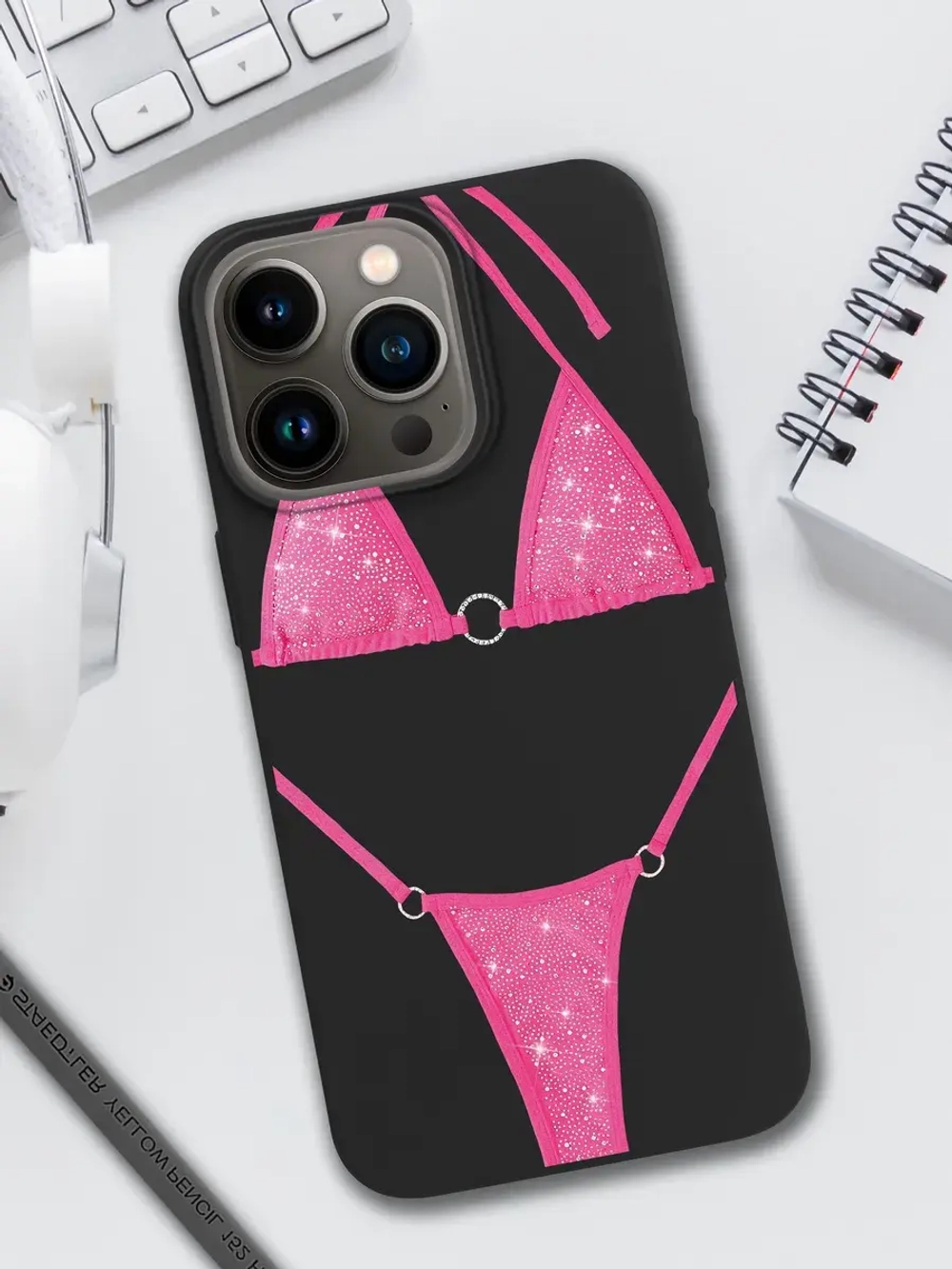 Чехол на iPhone 16 Pro с принтом