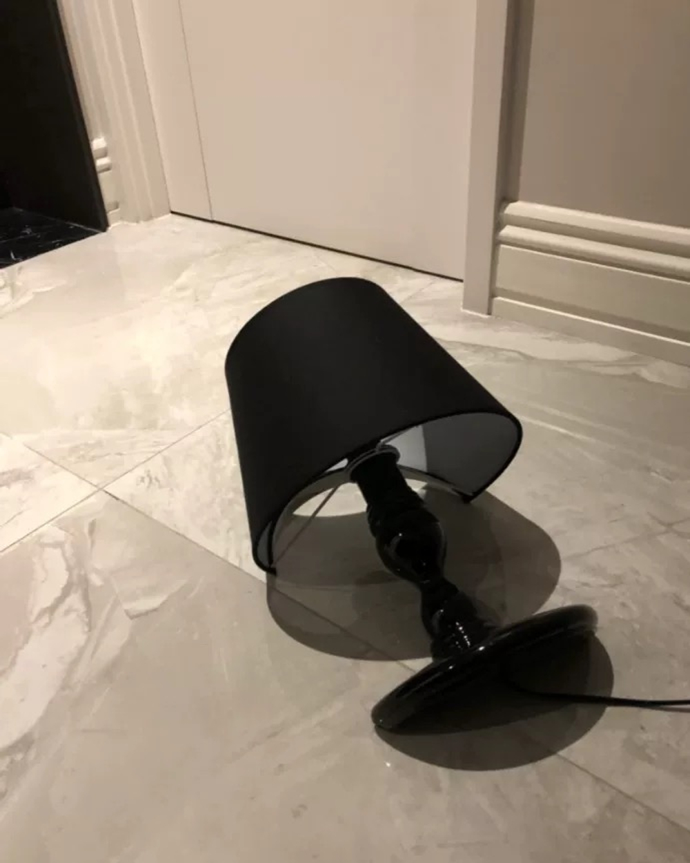 Table design lamp Titaniс by Charles Trevelyan (black)