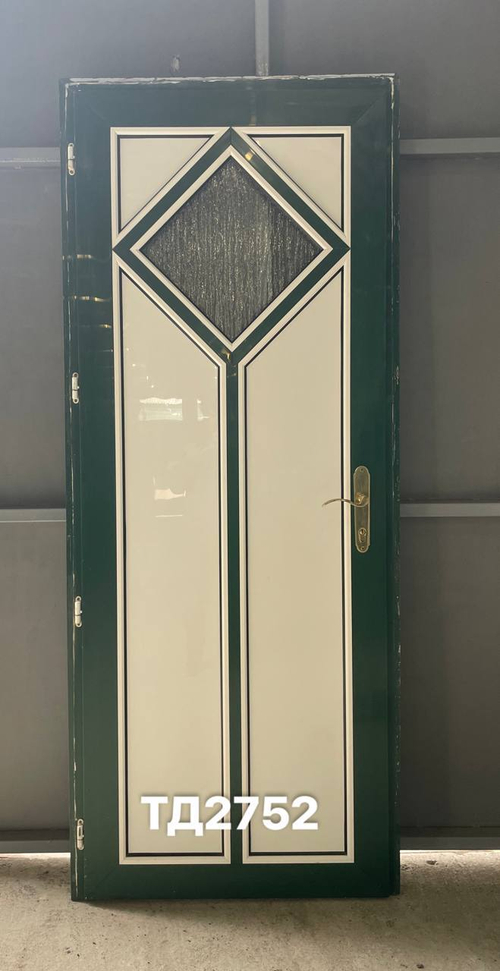 Дверь Пластиковая Б/У Входная 220(в) х 90(ш)