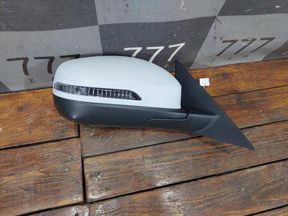 Зеркало правое 8 pin (контактов) Chery Tiggo 8 Pro 21-нв Б/У Оригинал 57800000495A