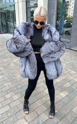 Шуба из меха финской чернобурки 70см