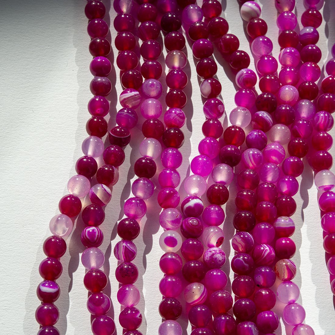 Агат тонированный натуральный, бусины в форме шара, 8,3мм