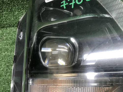 Фара правая Hyundai Santa Fe 4 (2018-2021) LED