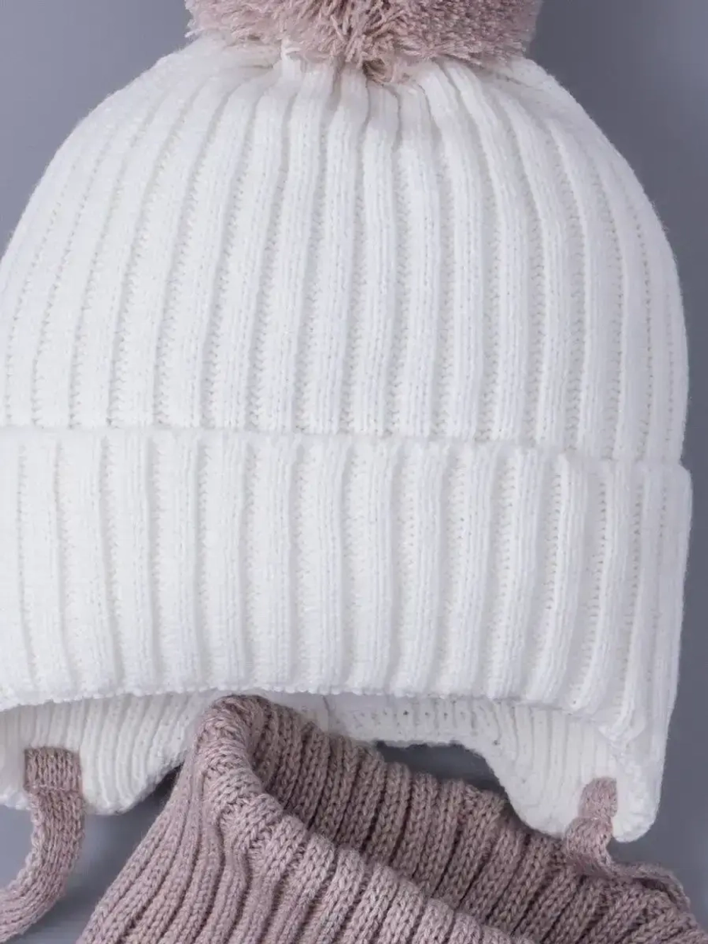 Шапка детская осенняя вязаная и снуд