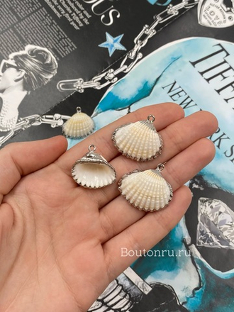 Подвеска в форме морской ракушки "Гребешок" серебристая