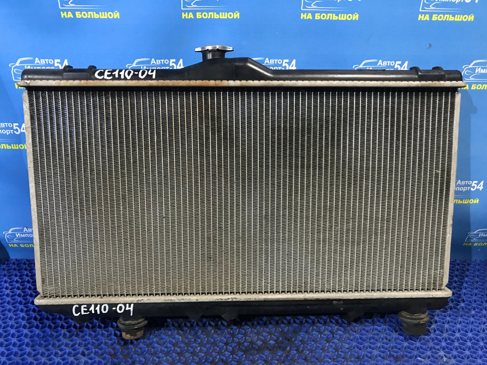 Радиатор двигателя TOYOTA COROLLA 1996