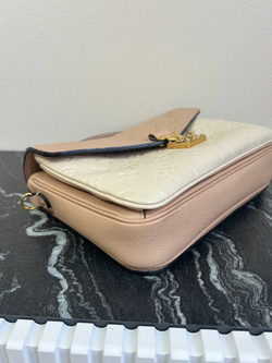 Сумка Louis Vuitton Pochette metis