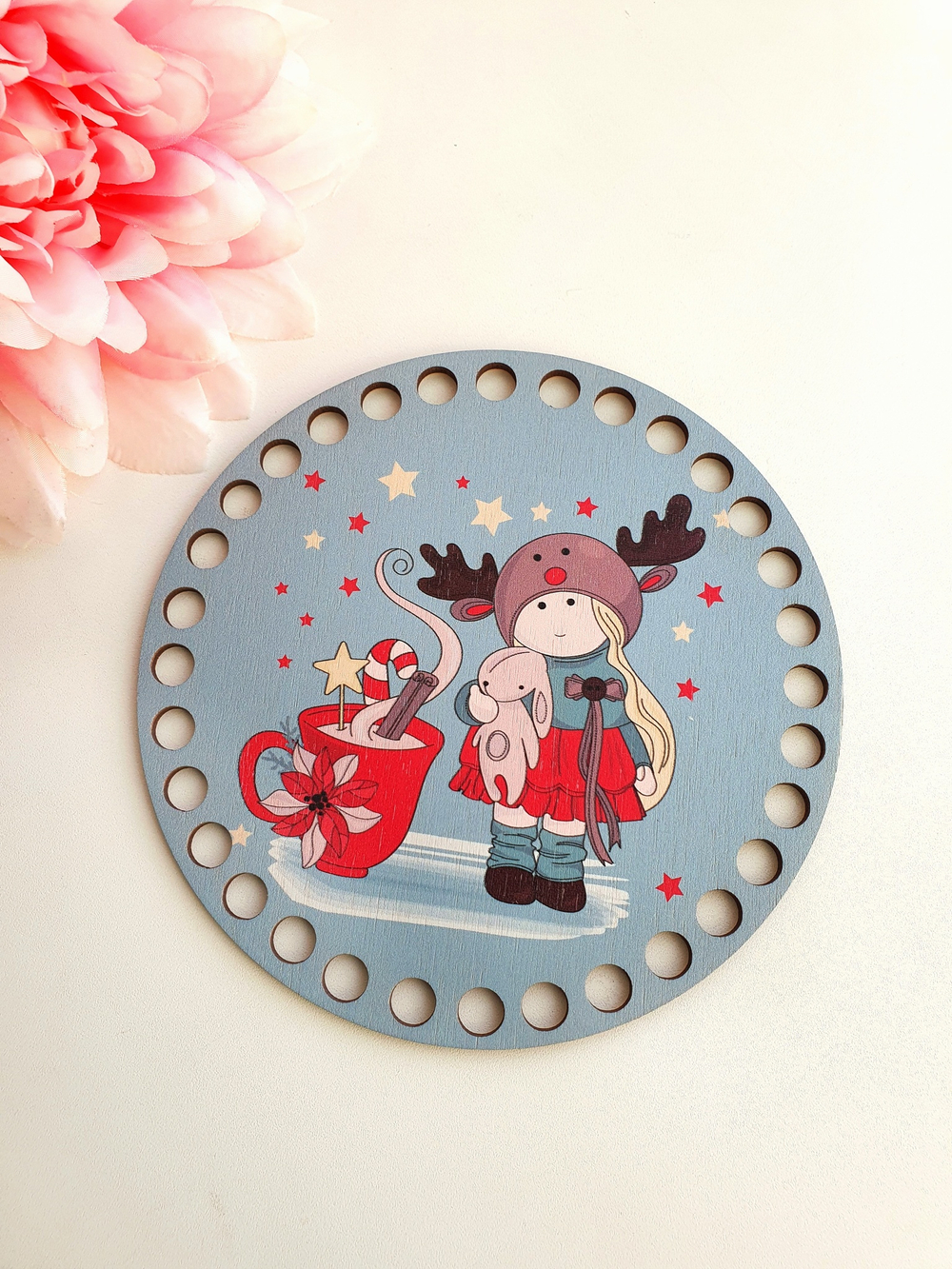 Wooden circle 15 cm, drawing Flowers