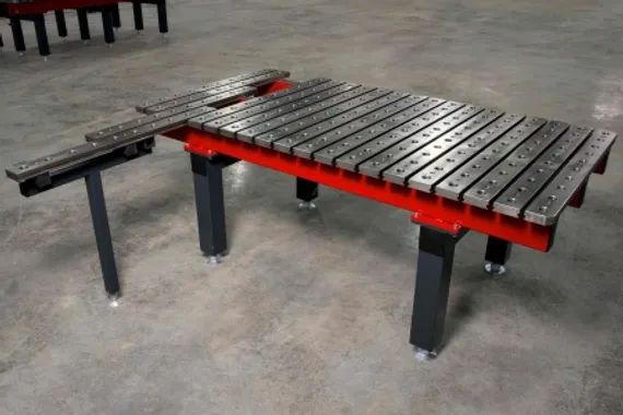 Сборочно-сварочный стол чугунный D28 серии 1500, СЛОТ-СТОЛ