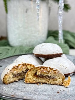 Пряники с варенной сгущенкой и глазурью 350гр