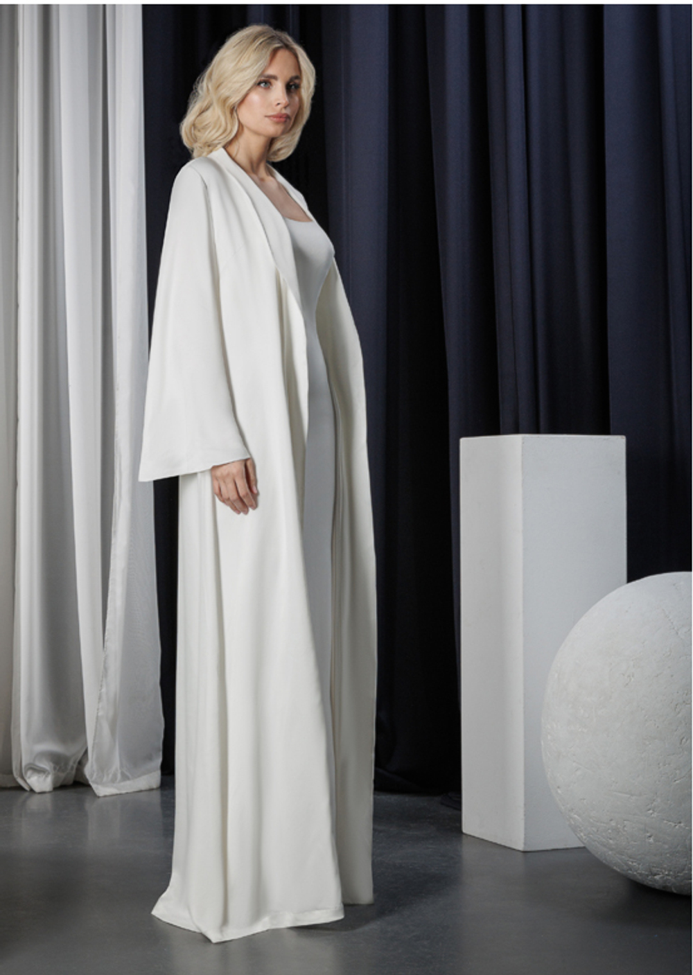 23-01-24 SS Платье-халат без застежки белое