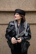 Платок шелк орнамент