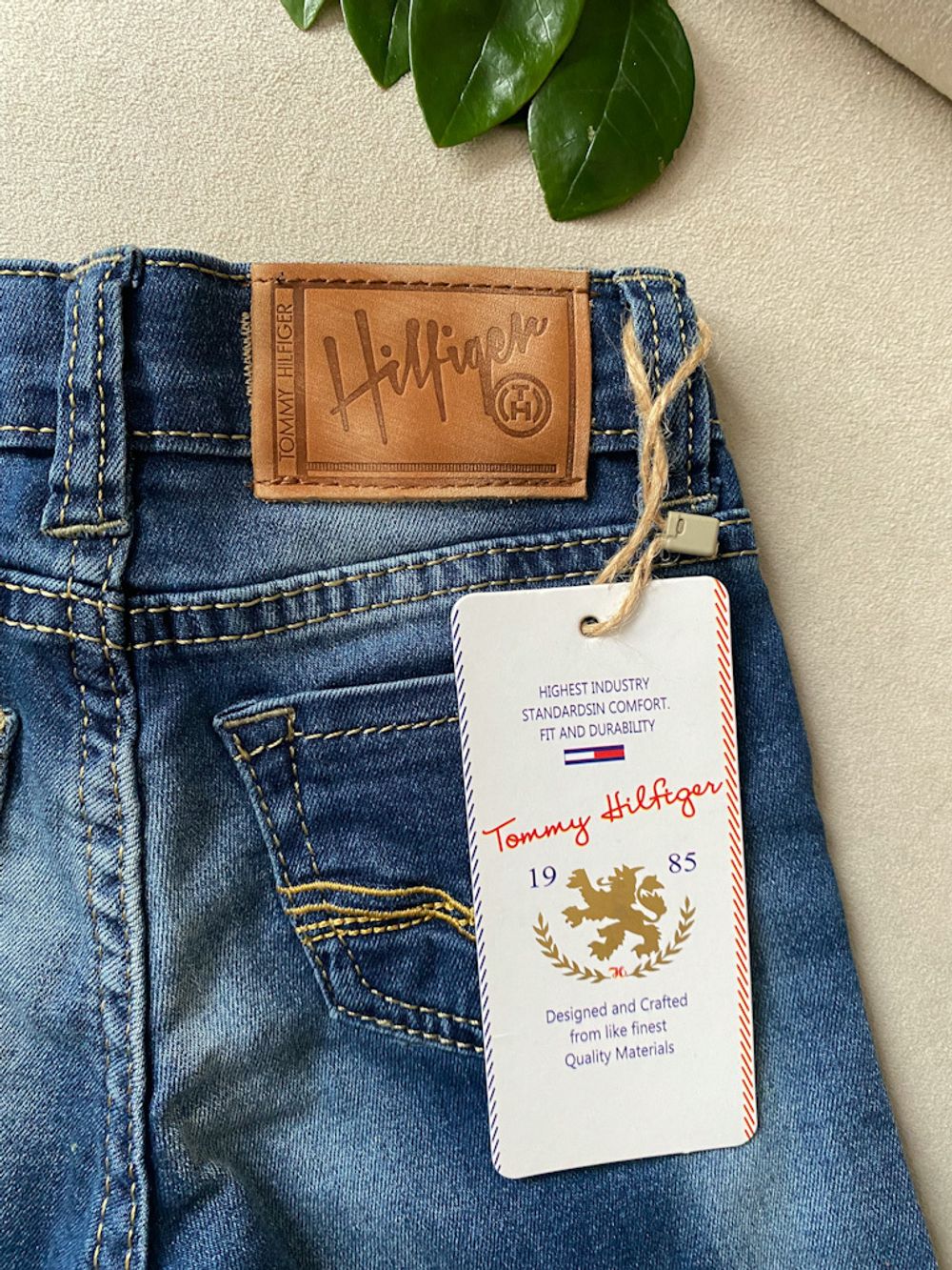 Новые джинсы Tommy Hilfiger, 98