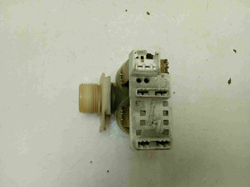 WFC1662OE кт201 Клапан подачи воды для стиральной машины Bosch WFC1662OE б/у