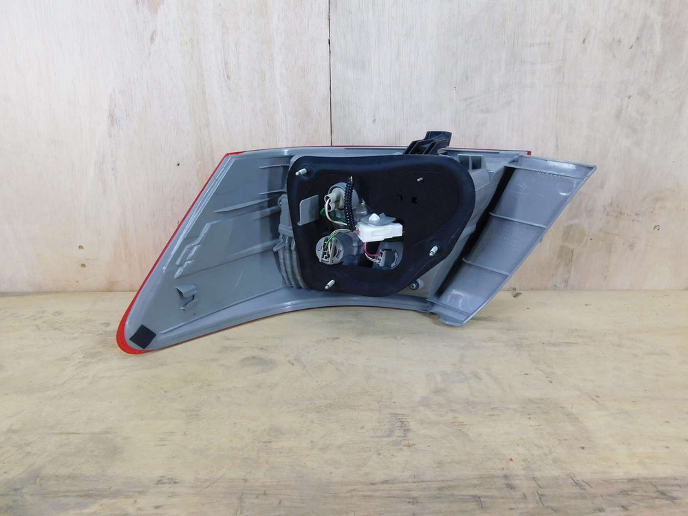 стоп левый Toyota Premio 2011 ZRT260 20-453