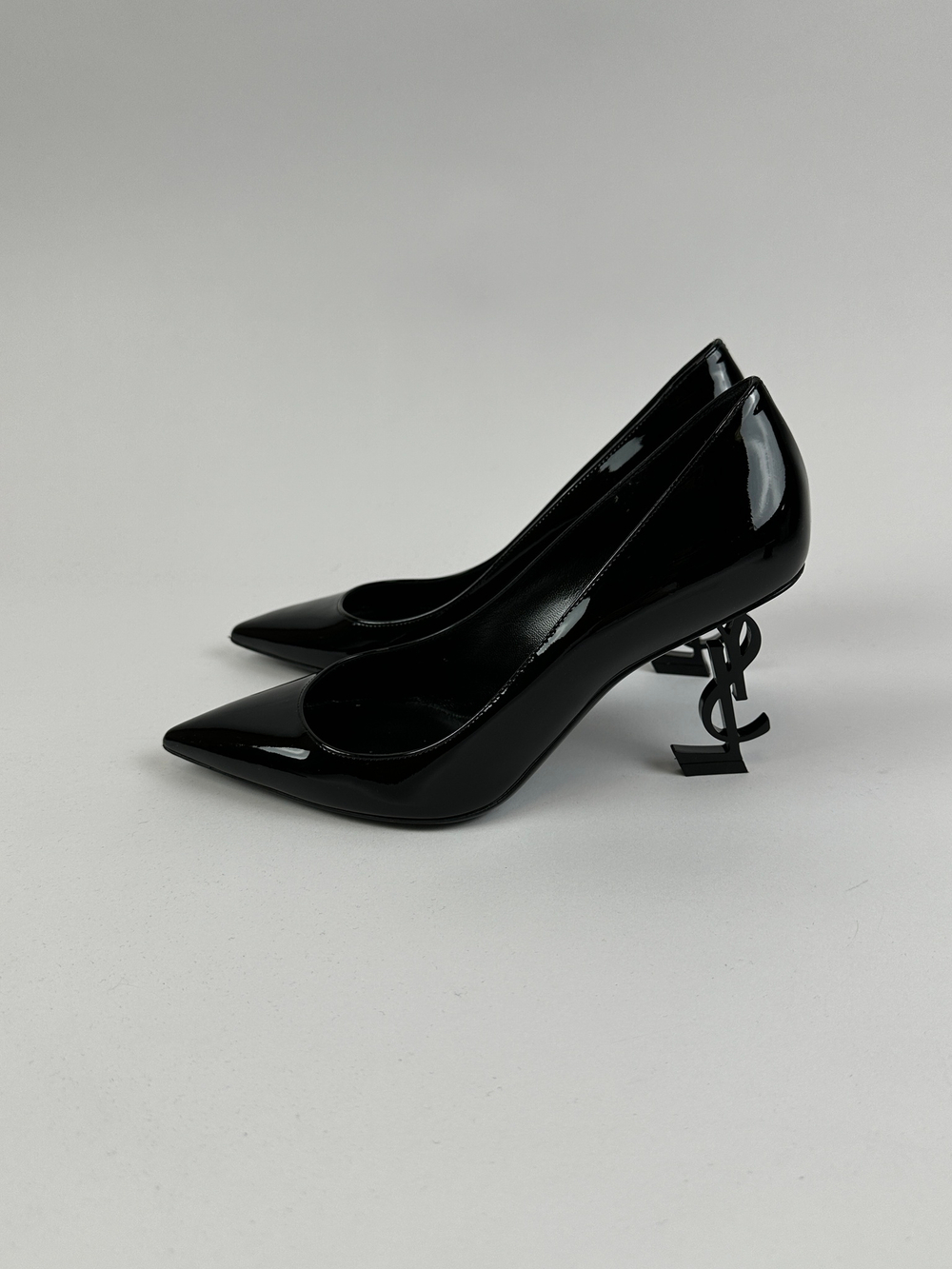 Туфли Saint Laurent Opyum