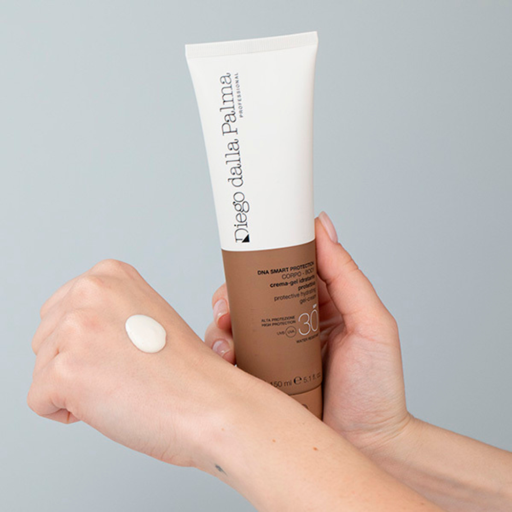 Водостойкий легкий солнцезащитный крем-гель для тела SPF30 Diego Dalla Palma Protective Hydrating Gel-Cream 150мл