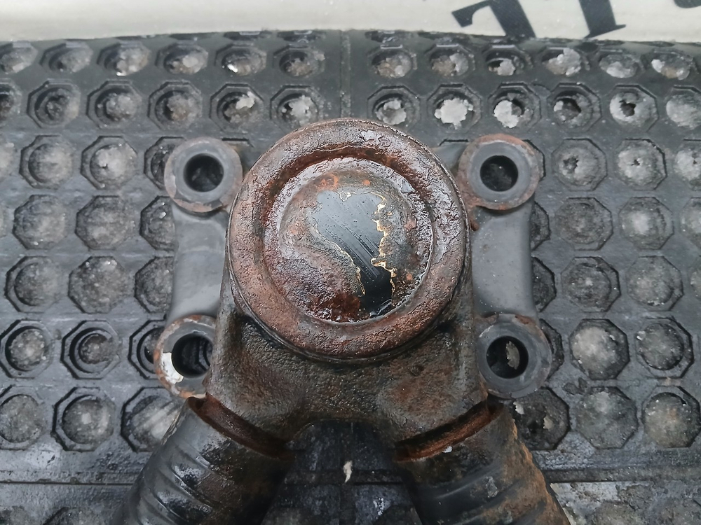 Тяга реактивная V-образная