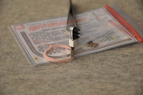 Светофор трехзначный карликовый Белый Зеленый Красный Тип БЗК(HO, 1:87)