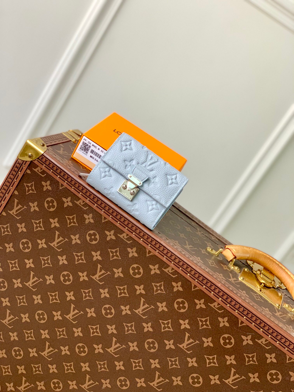 Louis Vuitton Metis Compact Wallet