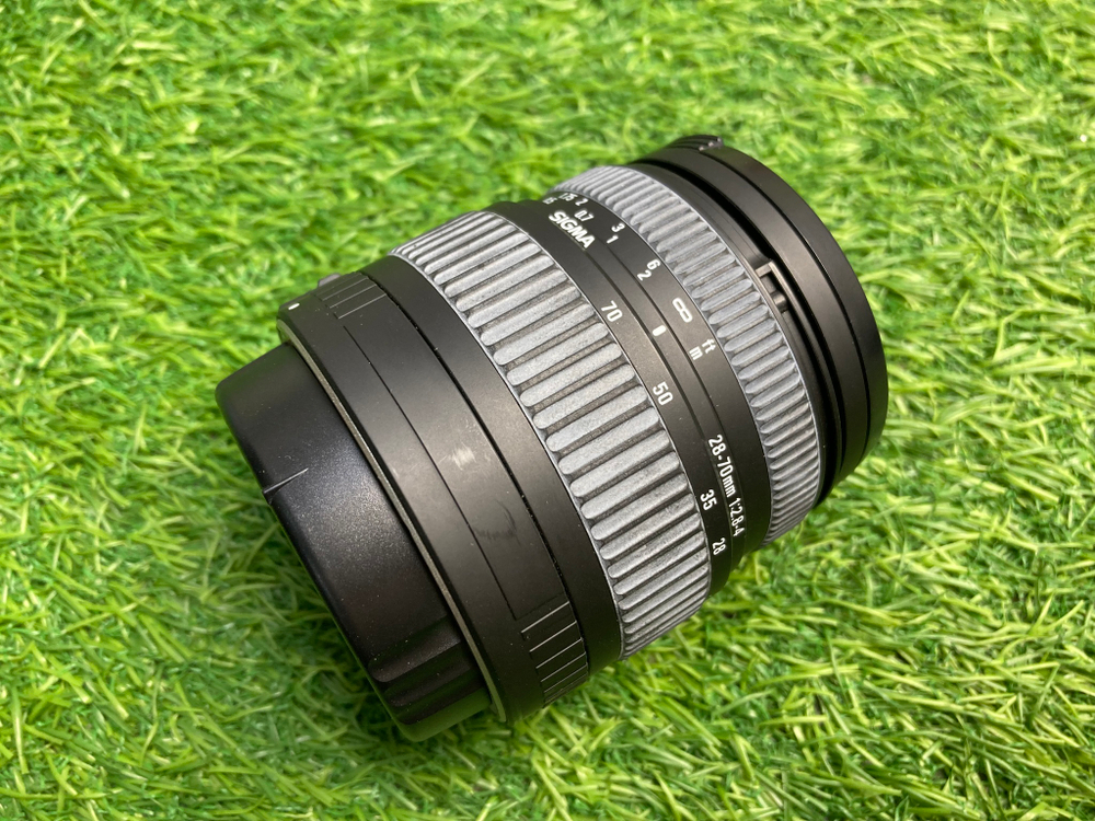 Sigma Zoom 28-70mm 2.8-4 Aspherical Canon