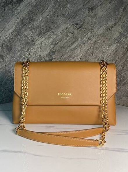 Сумка Prada