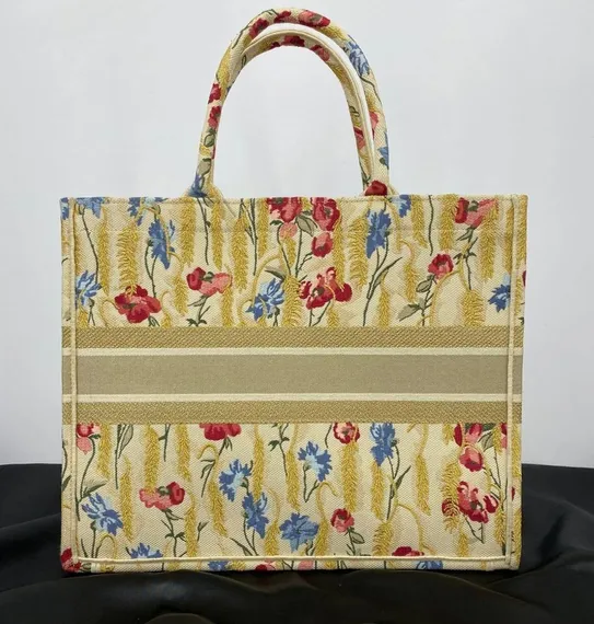Сумка женская Dior Book Tote бежевый