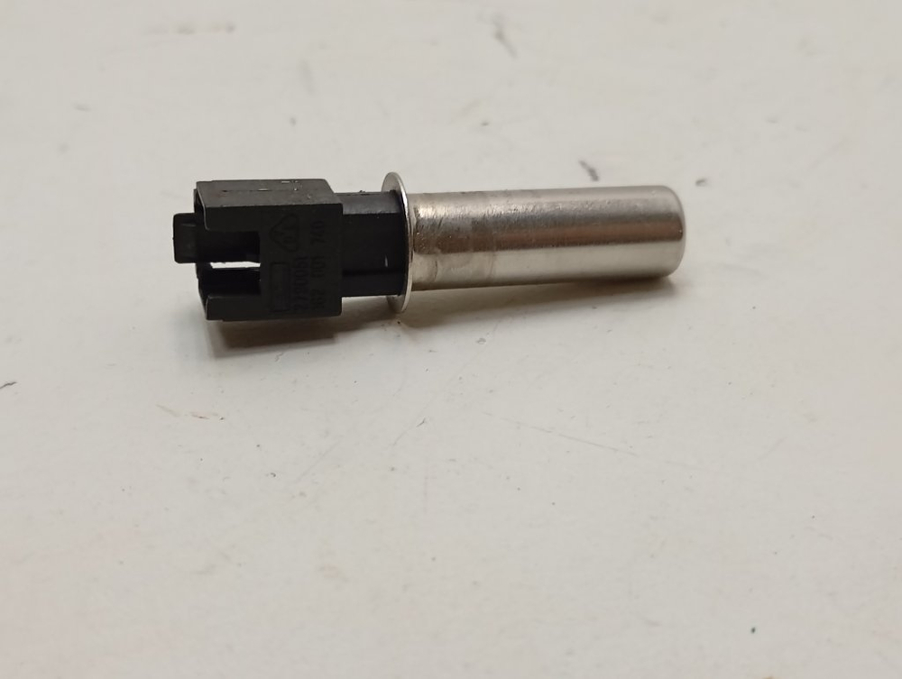 WMUF5050 кт42 Датчик температуры для стиральной машины Hotpoint-Ariston 2790031162 б/у