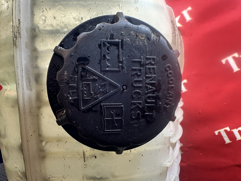 Бачок расширительный