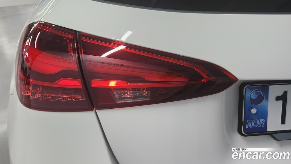 Mercedes-Benz A-Class W177 A220 Hatchback (04.2024)