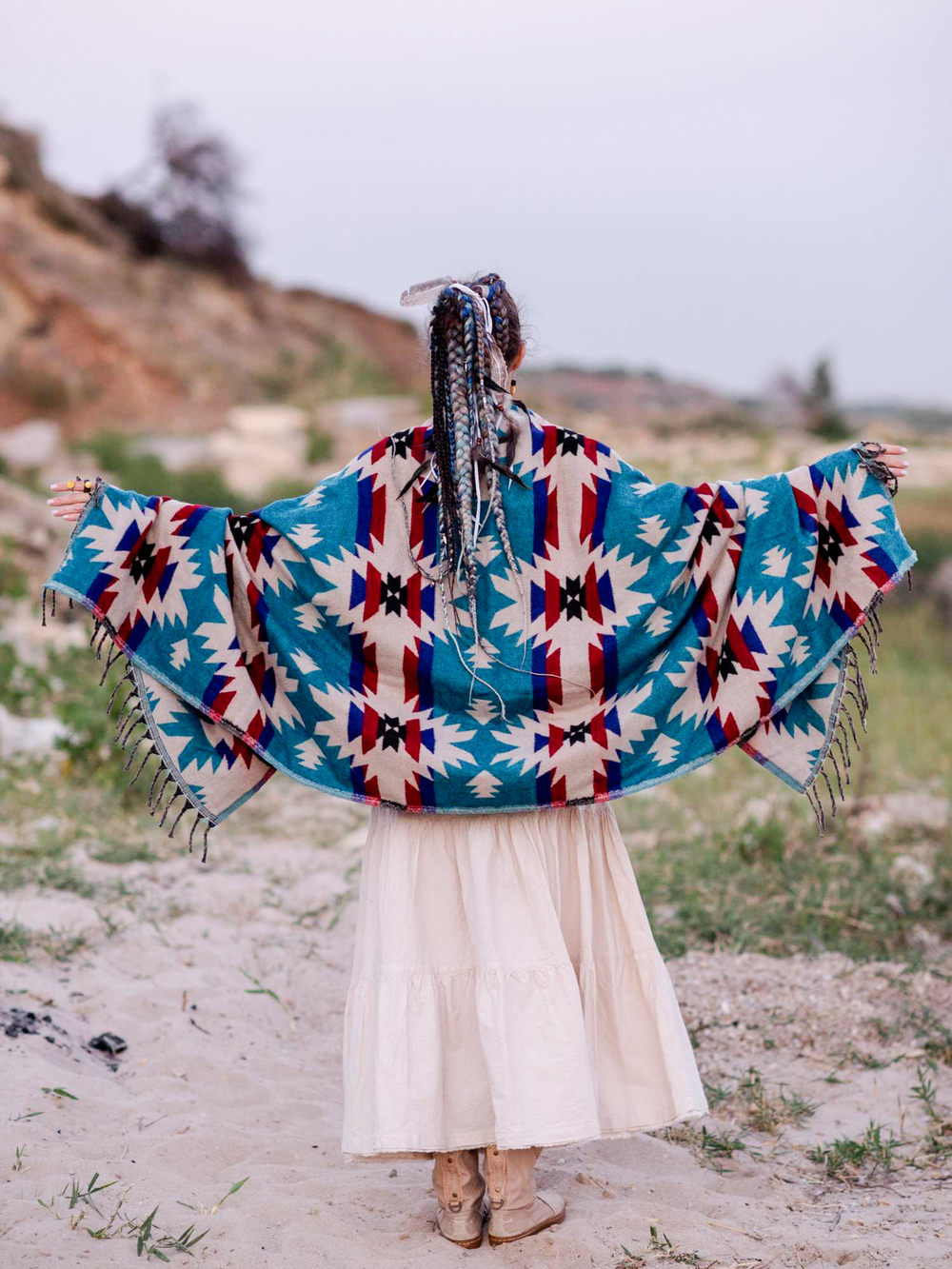 Палантин теплый с орнаментом Навахо