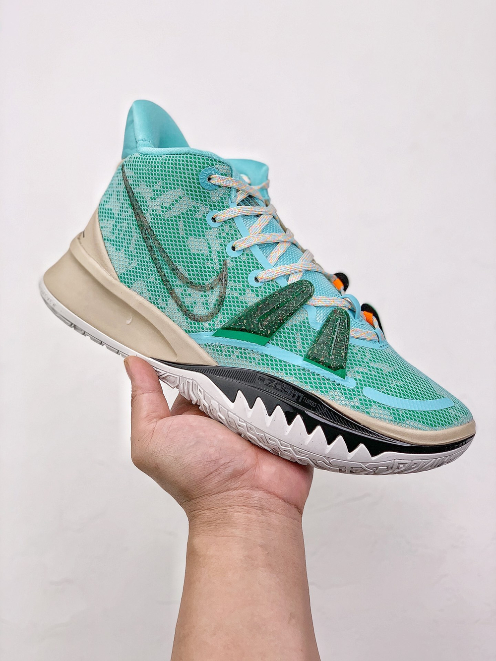 Купить баскетбольные кроссовки  Nike Kyrie 7 Copa