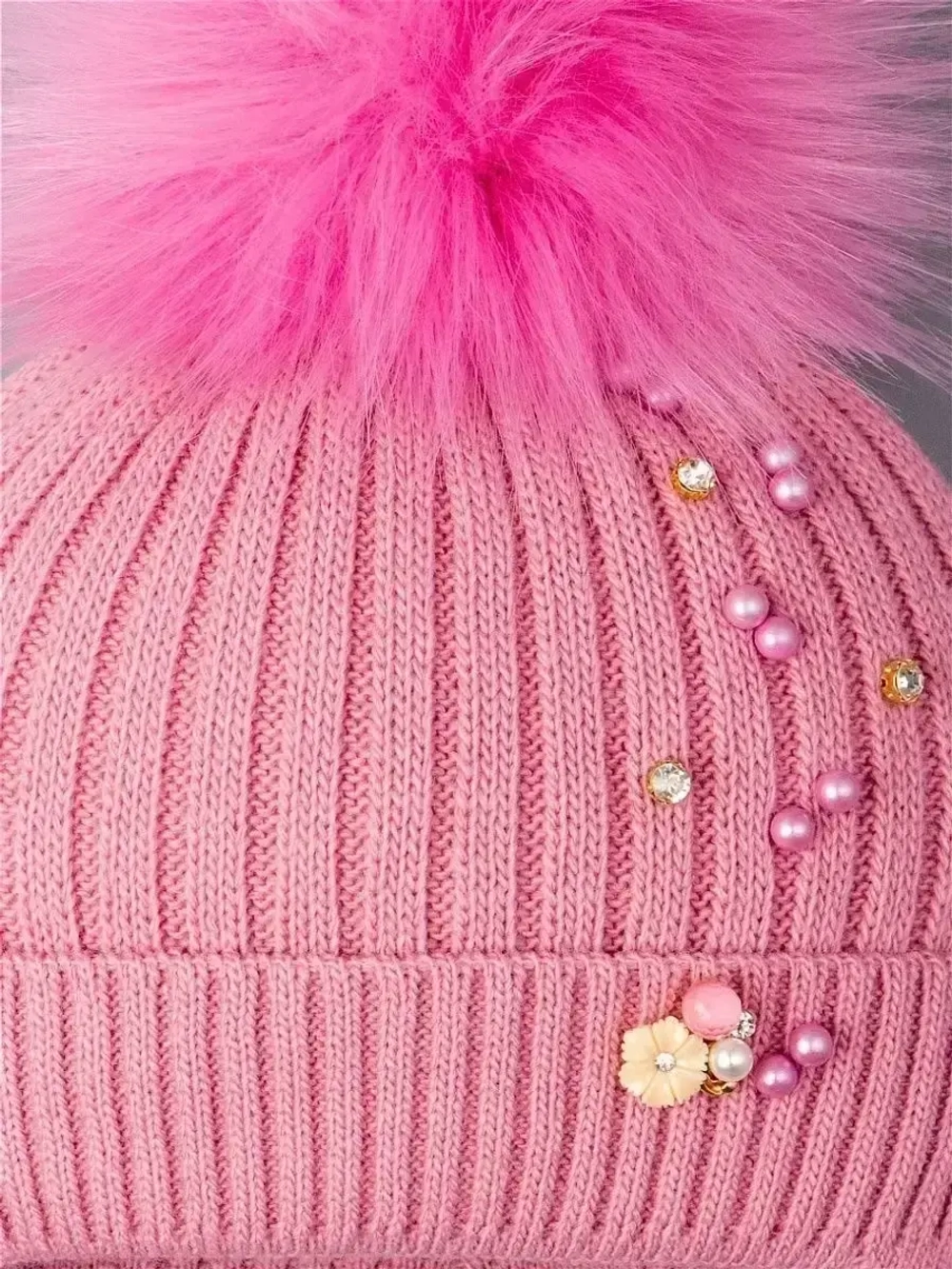 Шапка зимняя вязаная с помпоном для девочки